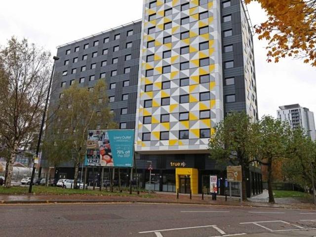 Studio for rent in Salford Quays, Salford