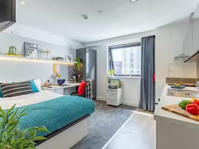 House for rent in Salford Quays, Salford