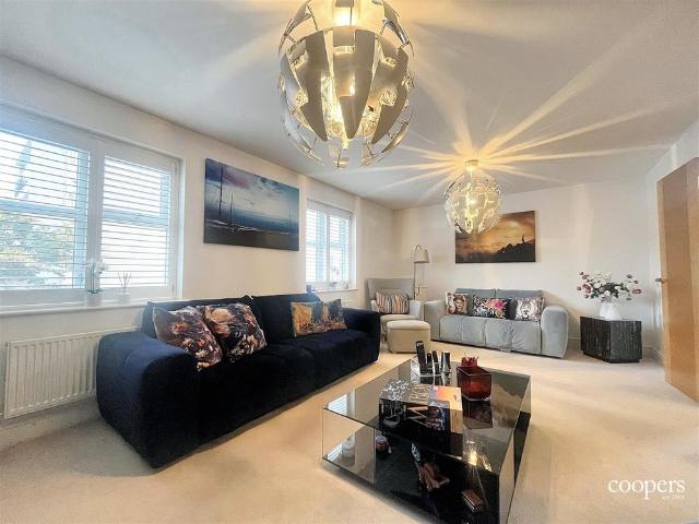 Townhouse for rent in Ickenham, Isle Of Man