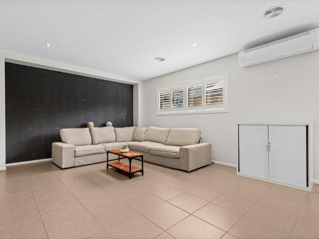 Room for rent in Camerons Creek, Victoria