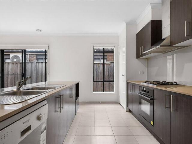 Room for rent in Camerons Creek, Victoria