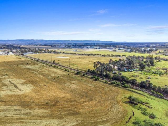 Cottage for sale in Sydney, New South Wales