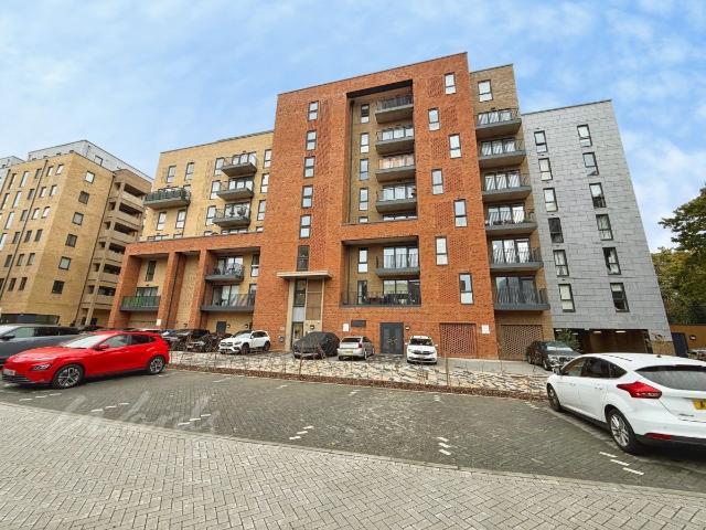 Apartment for rent in Brooklands, Dartford