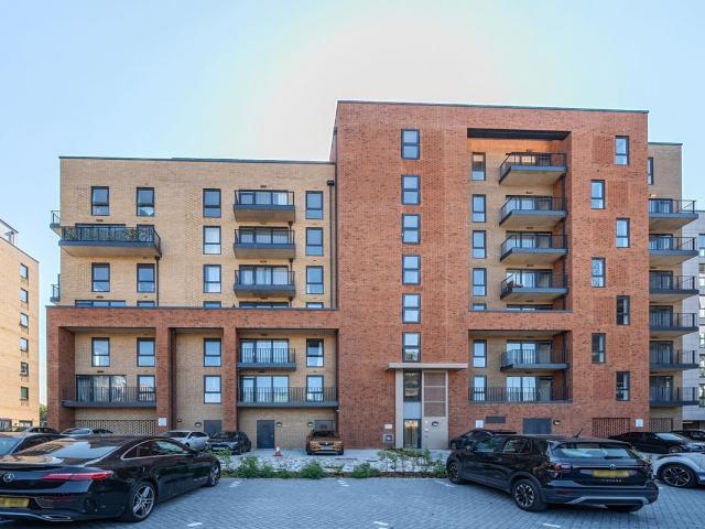 Apartment for rent in New Town, Monks Orchard