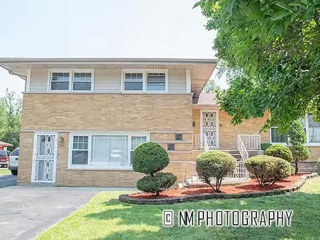 House for rent in Bedford Park