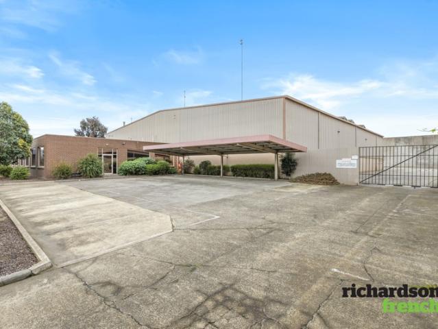 Warehouse for rent in Camerons Creek, Victoria