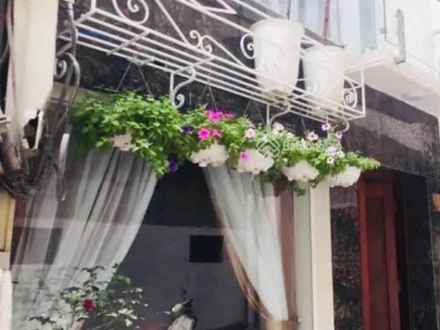 Nhà bán tại Hoàn Kiếm, Hà Nội