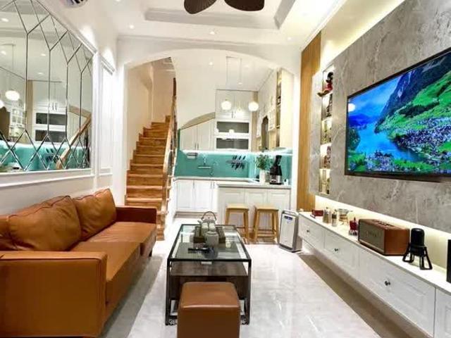 Nhà bán tại Hoàn Kiếm, Hà Nội
