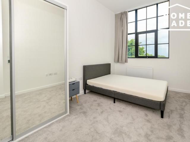 Apartment for rent in Hayes, Greater London