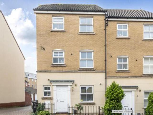House for sale in Swindon