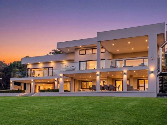 House for sale in Binalong Bay, Tasmania
