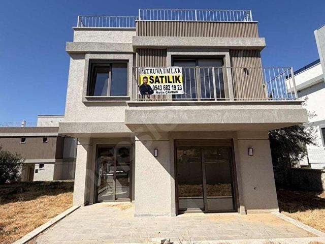 Gömeç, Balikesir içerisinde satılık Villa