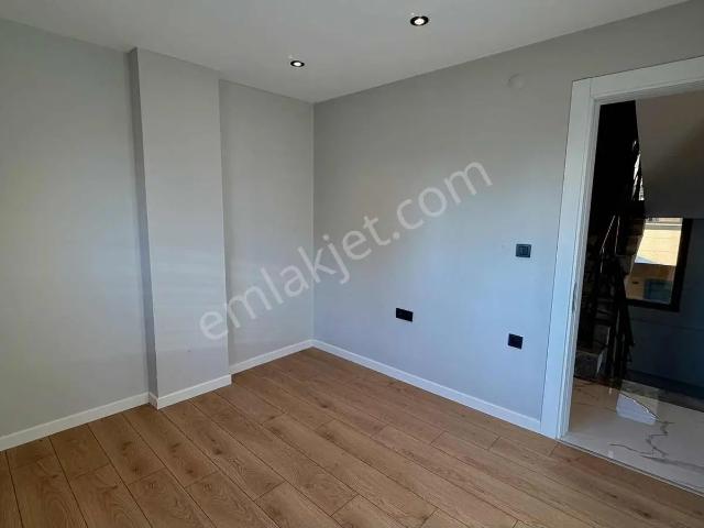 Dikili, İzmir içerisinde satılık Villa