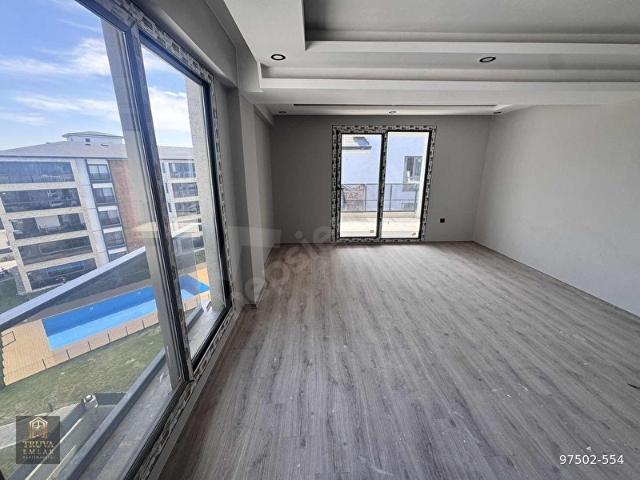 Burhaniye, Balikesir içerisinde satılık mülk