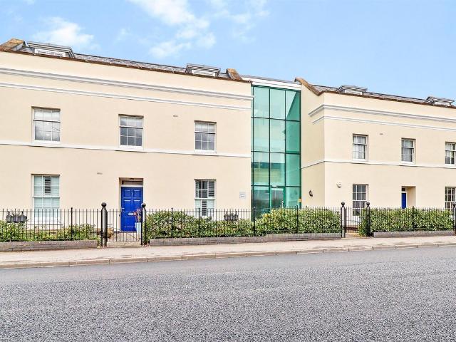 Apartment for rent in Golden Valley, Gloucestershire