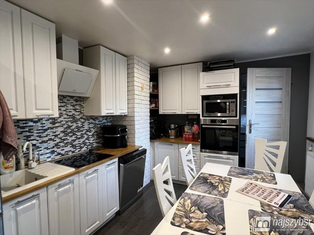 Dom na sprzedaż w Trzebiatów, Zachodniopomorskie