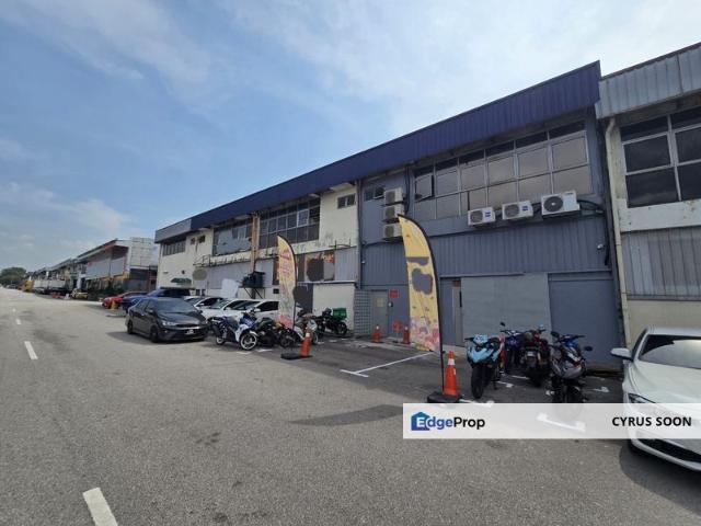 Warehouse for rent in Petaling, Damansara Damai