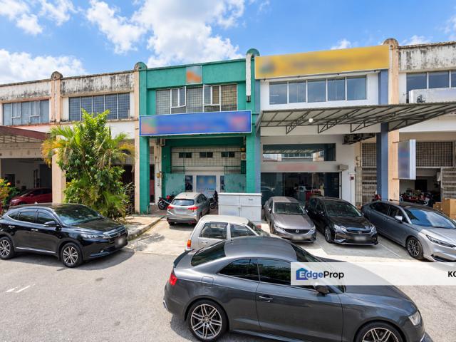 Warehouse for rent in TSI Business Industrial Park, Kepong