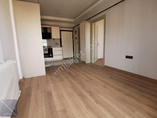 Karşiyaka, İzmir içerisinde satılık mülk