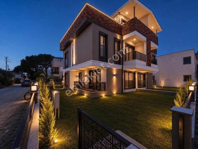 Aliağa, İzmir içerisinde satılık Villa
