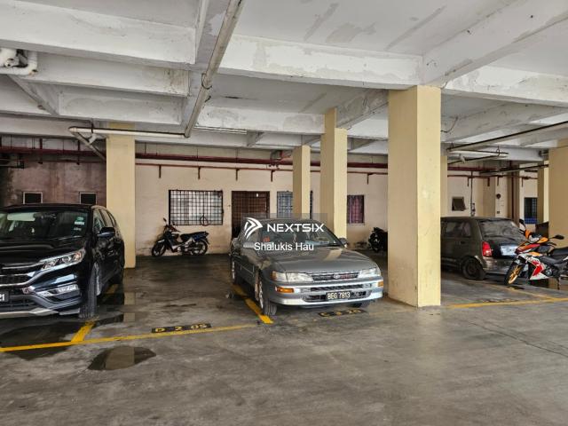 Shop for rent in Kuching