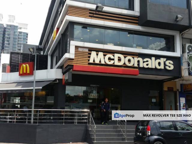 Shop for rent in Country Heights Damansara, Kuala Lumpur