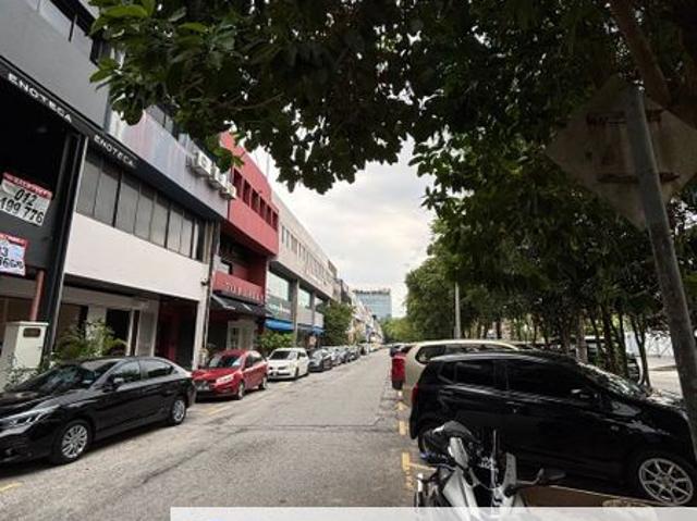 Shop for rent in Country Heights Damansara, Kuala Lumpur