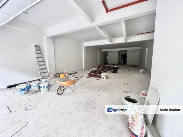 Shop for rent in Taman Tun Dr Ismail, Kuala Lumpur