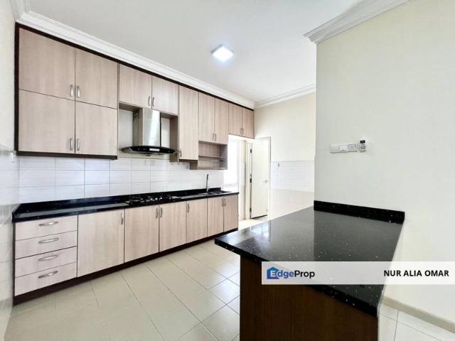 Condominium for sale in Petaling, Alam Impian