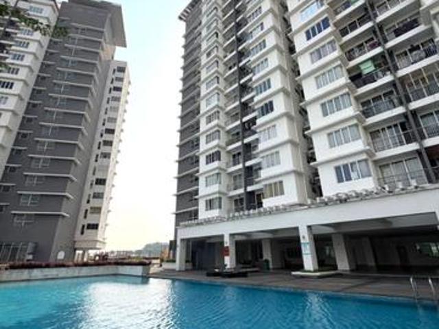 Condominium for sale in Petaling, Alam Impian