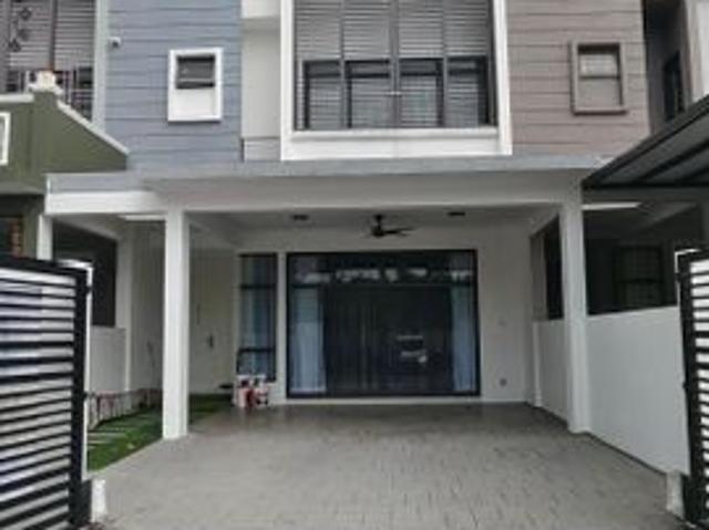 House for sale in Seksyen 35, Shah Alam