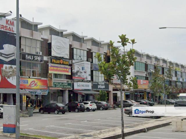 Shop for rent in Kajang, Langat