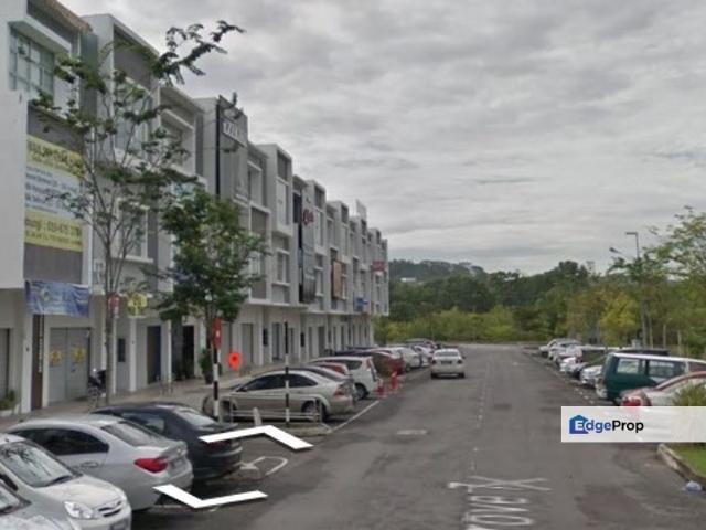 Shop for rent in Kajang, Langat