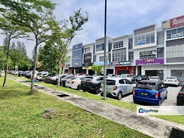 Shop for rent in Kajang, Langat