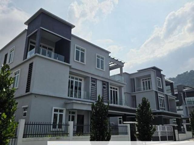 House for sale in Country Heights Damansara, Kuala Lumpur