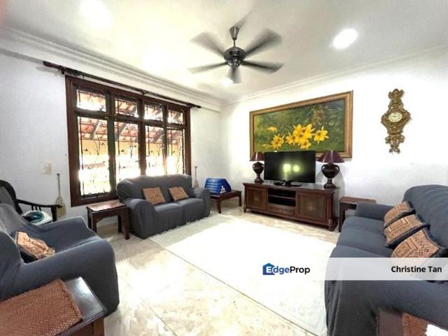 House for sale in Country Heights Damansara, Kuala Lumpur