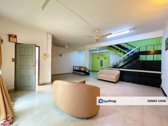 House for sale in Country Heights Damansara, Kuala Lumpur