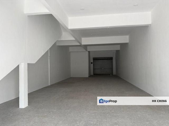 Shop for rent in Petaling, Alam Impian