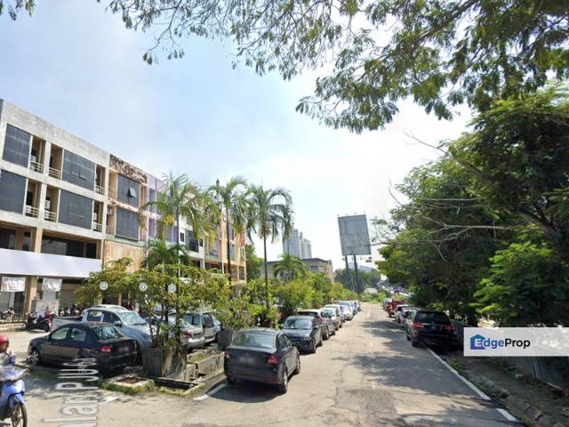 Shop for sale in Petaling, Alam Impian