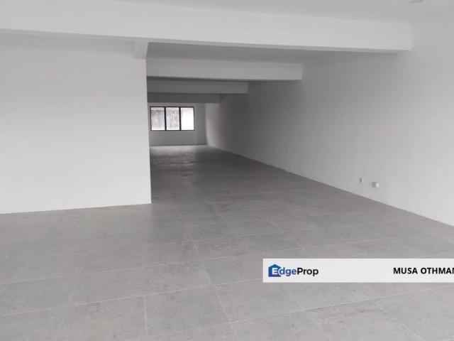 Shop for rent in Petaling, Alam Impian
