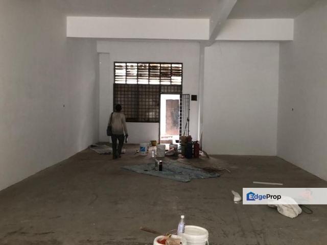 Shop for rent in Petaling, Alam Impian