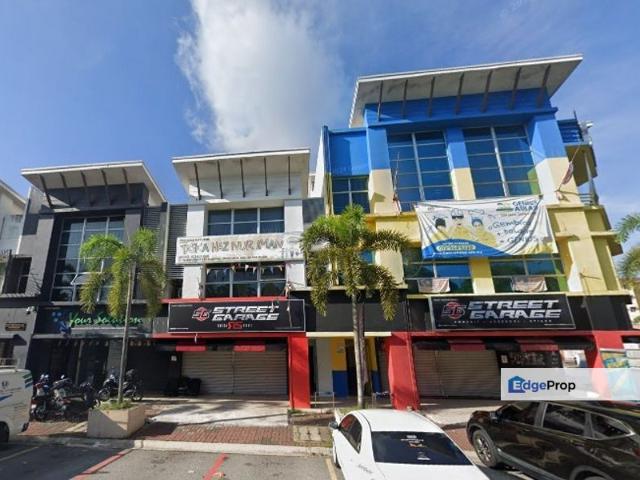 Shop for sale in Petaling, Alam Impian