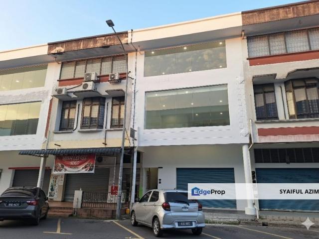 Shop for rent in Petaling, Alam Impian