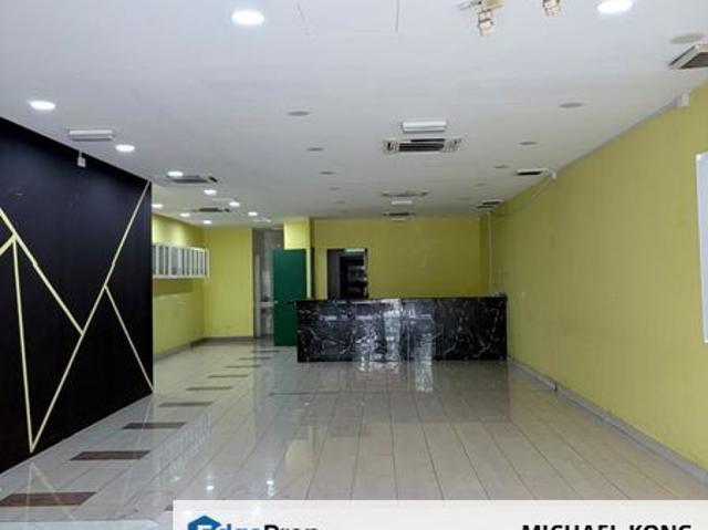 Shop for rent in Shah Alam, Petaling