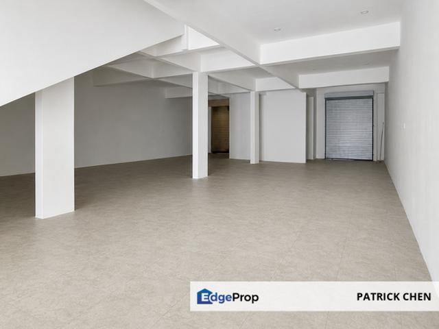 Shop for rent in Petaling, Alam Impian