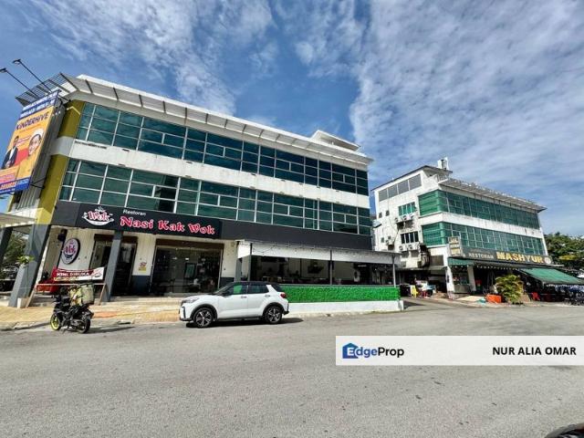 Shop for sale in Petaling, Alam Impian