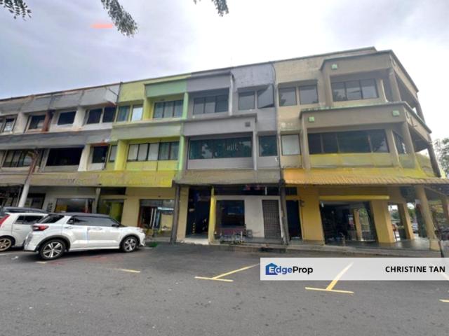 Shop for rent in Petaling, Damansara Damai