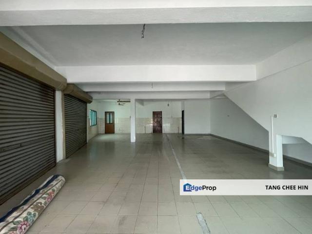 Shop for sale in Petaling, Alam Impian