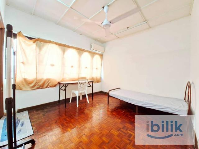 Room for rent in Taman Tun Dr Ismail, Kuala Lumpur