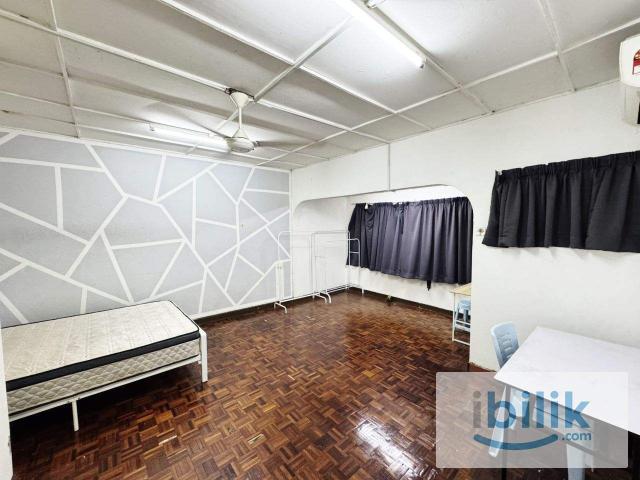 Room for rent in Country Heights Damansara, Kuala Lumpur
